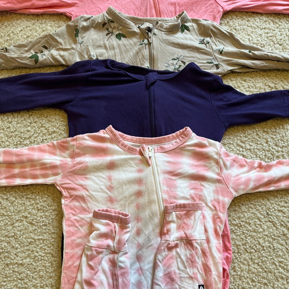 4 Kyte pajamas (footless)
